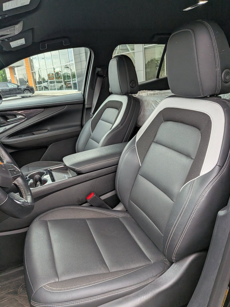 2025 Chevrolet Blazer EV AWD LT-8