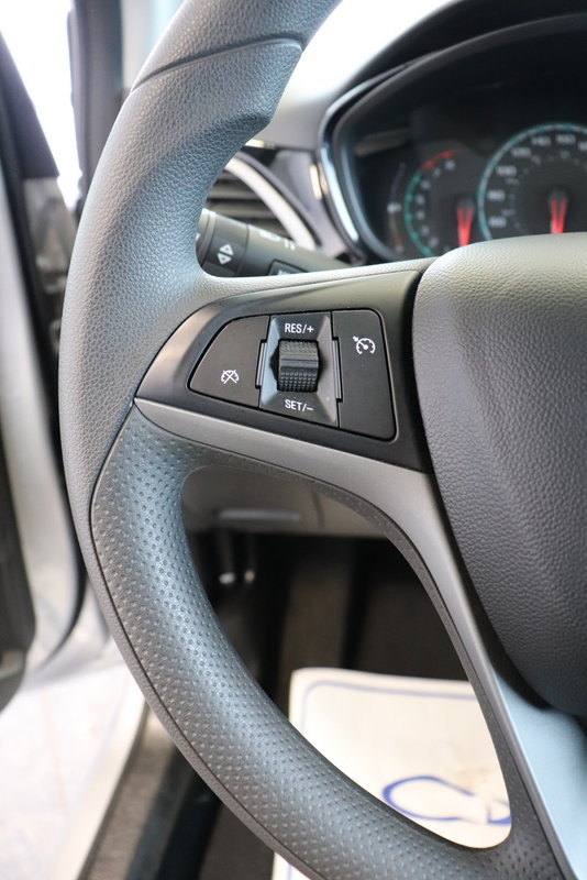 Chevrolet Spark LT AUTOMATIQUE || BLUETOOTH || CAMERA RECUL || 2019 | BAS KM |