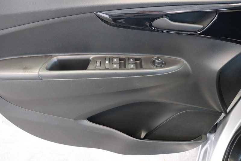Chevrolet Spark LT AUTOMATIQUE || BLUETOOTH || CAMERA RECUL || 2019 | BAS KM |