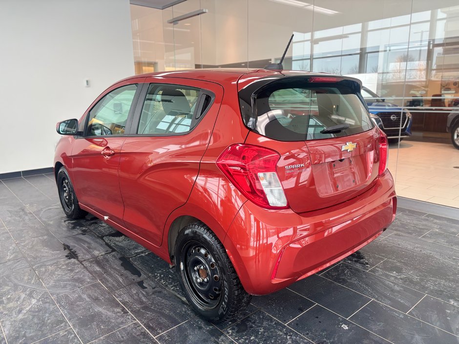 2021 Chevrolet Spark 1LT-8