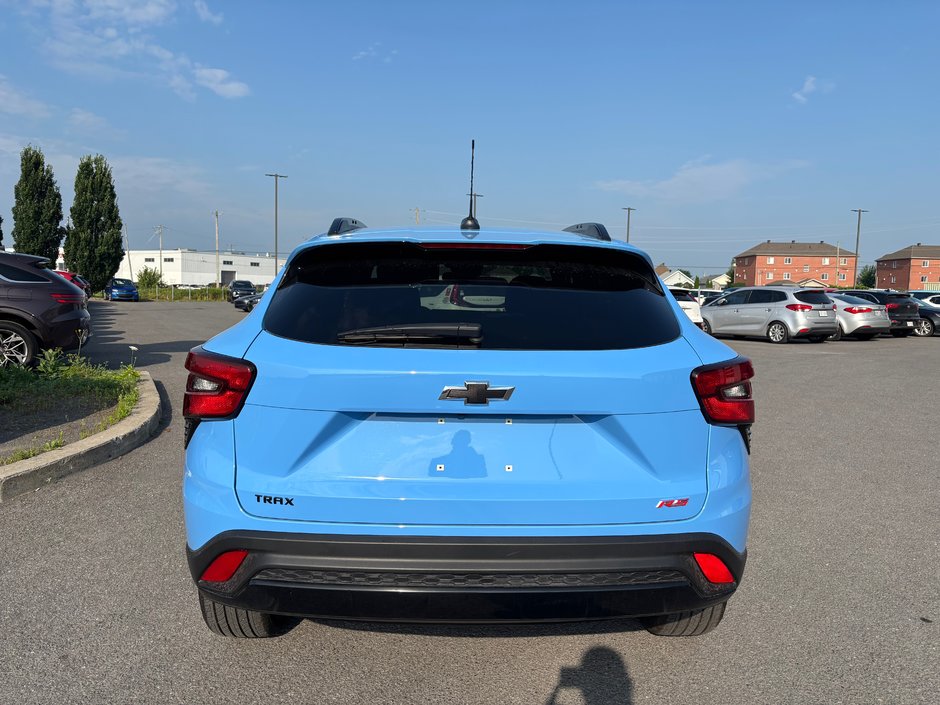 2024 Chevrolet Trax 2RS 11 inch screen + Carplay + Sunroof + heated seats & steering wheel