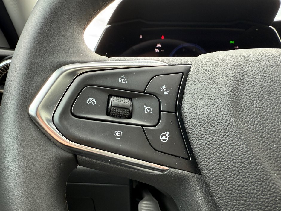 2025 Chevrolet Trax ACTIV-12