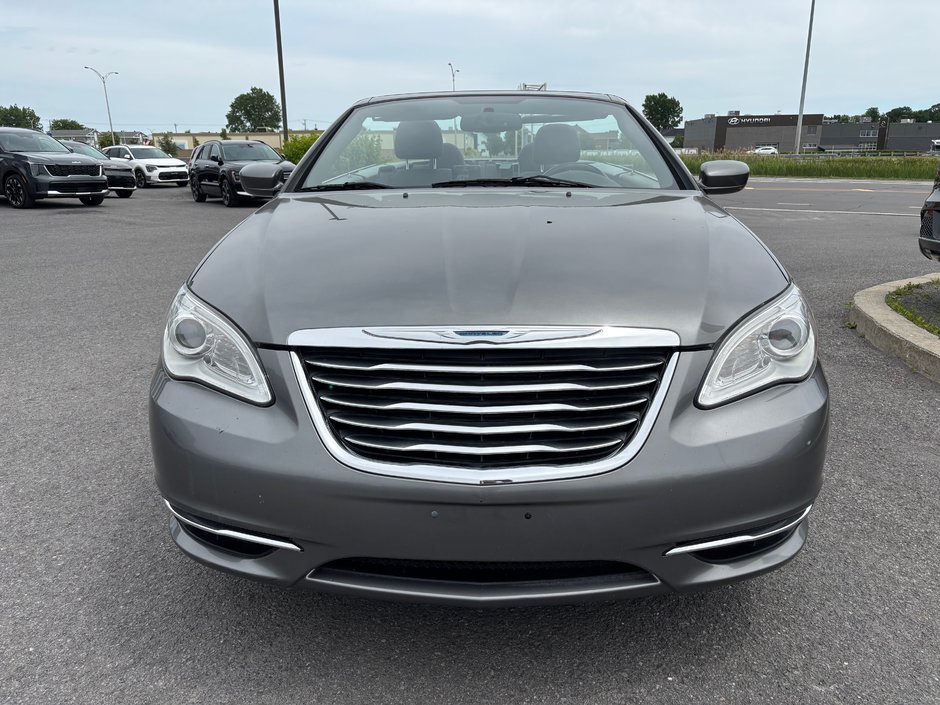 Chrysler 200 TOURING Touring 2013 Convertible