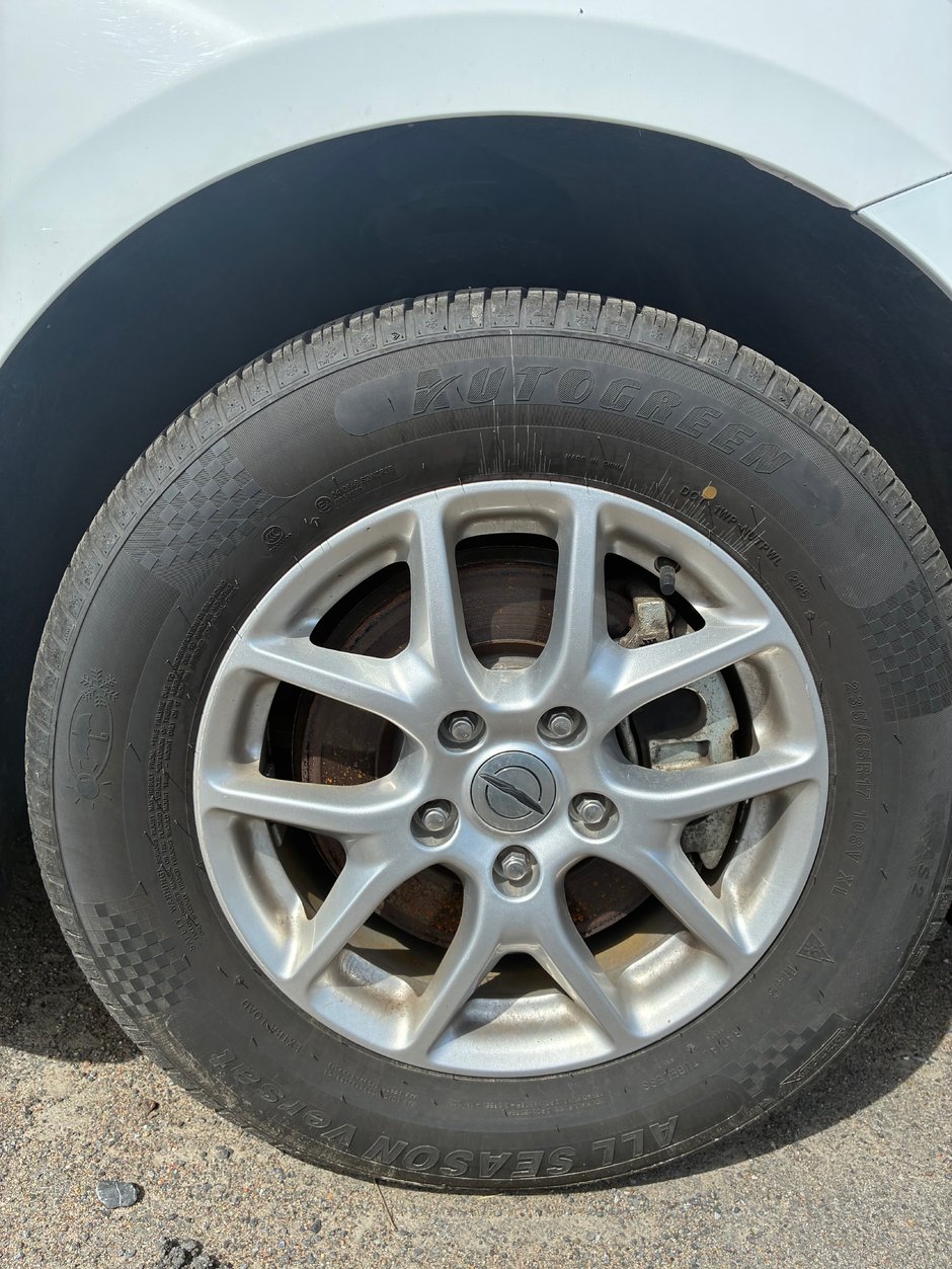 Chrysler Grand Caravan SXT 2024-4
