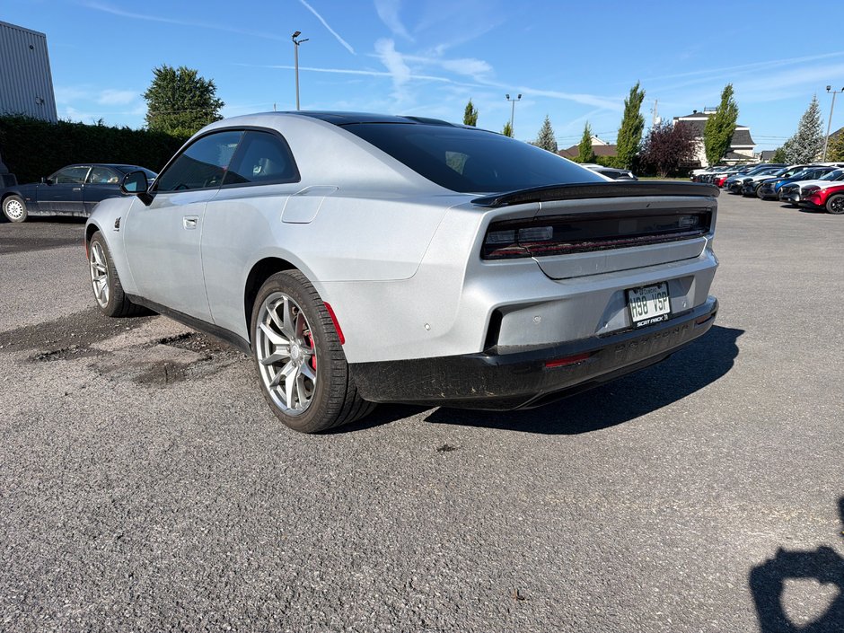 2024 Dodge Charger Daytona Scat Pack-2