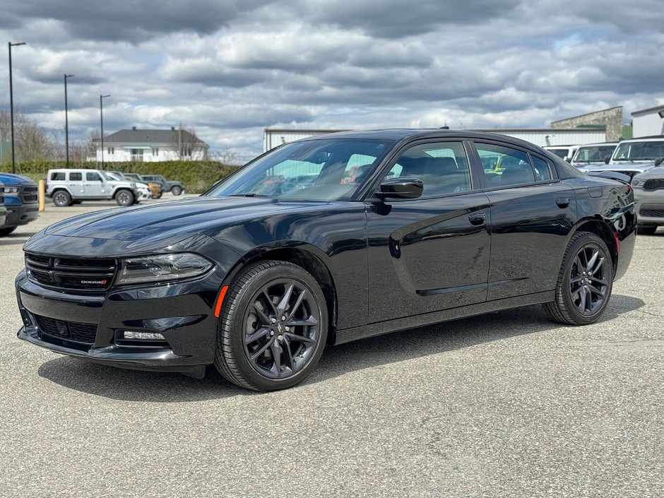2023  Charger SXT PLUS AWD | TOIT OUVRANT in Sherbrooke, Quebec