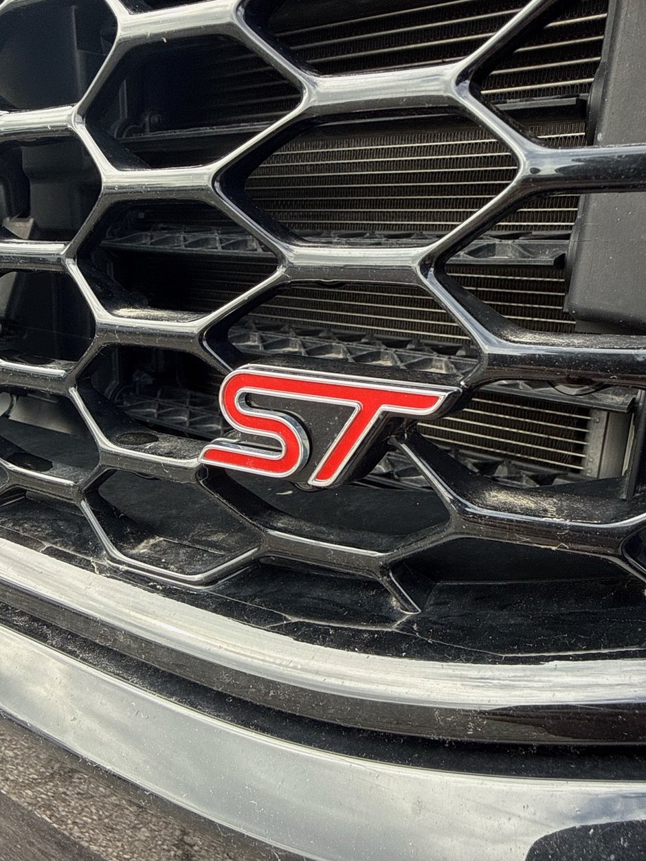 Ford Edge ST AWD 2.7L V6 AWD 2024-5