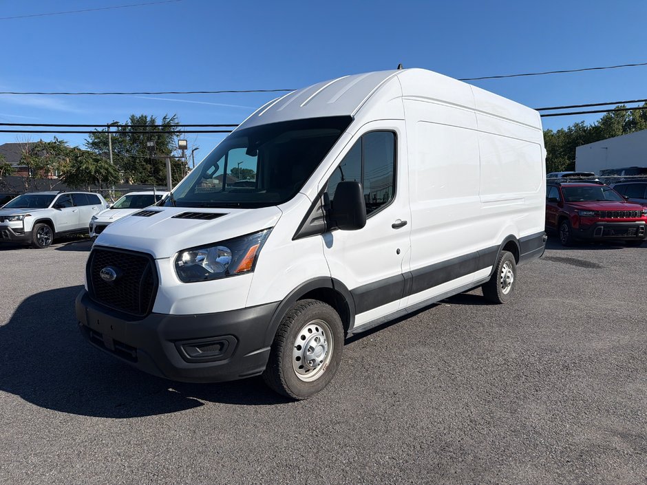 Ford Transit Cargo Van 250 CARGO AWD 2025 à St-Jean-Sur-Richelieu, Québec