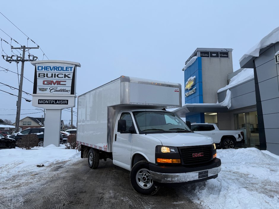 GMC Savana Commercial Cutaway CUTAWAY 2024 à Drummondville, Québec - w940px