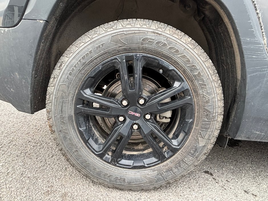 2022 GMC Terrain AT4 Awd + Leather + Navigation + Sunroof + Carplay