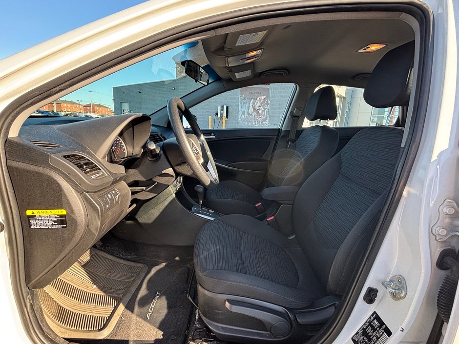 2017 Hyundai Accent SE-6
