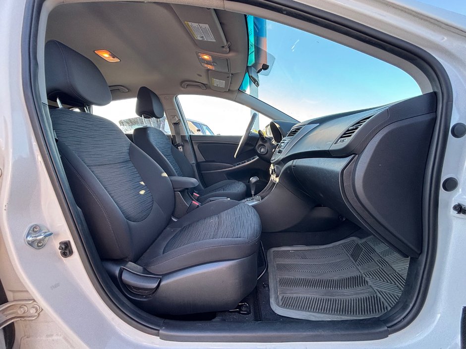 2017 Hyundai Accent SE-7