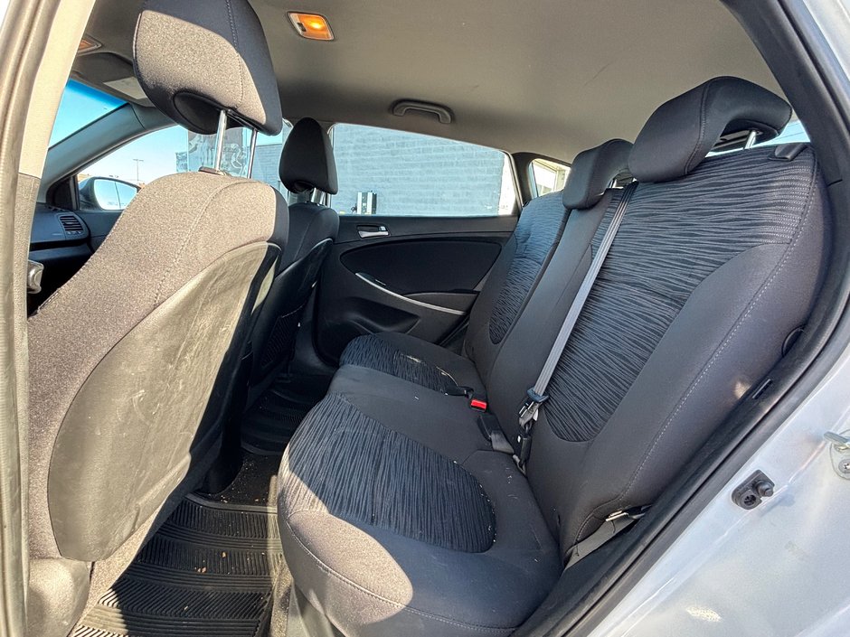 2017 Hyundai Accent SE-8