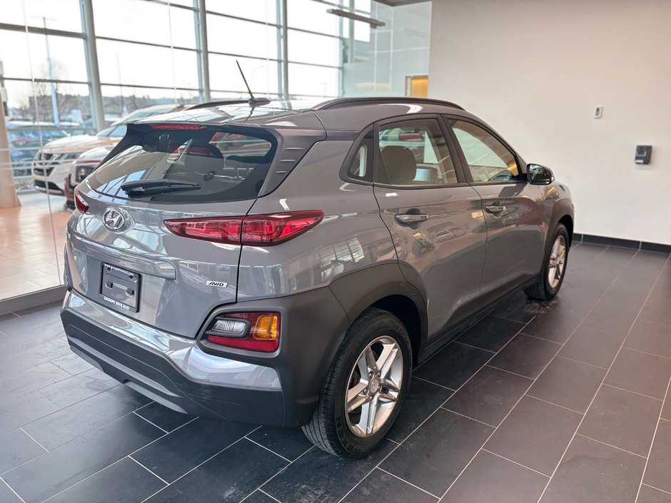 Hyundai Kona Essential 2021-3