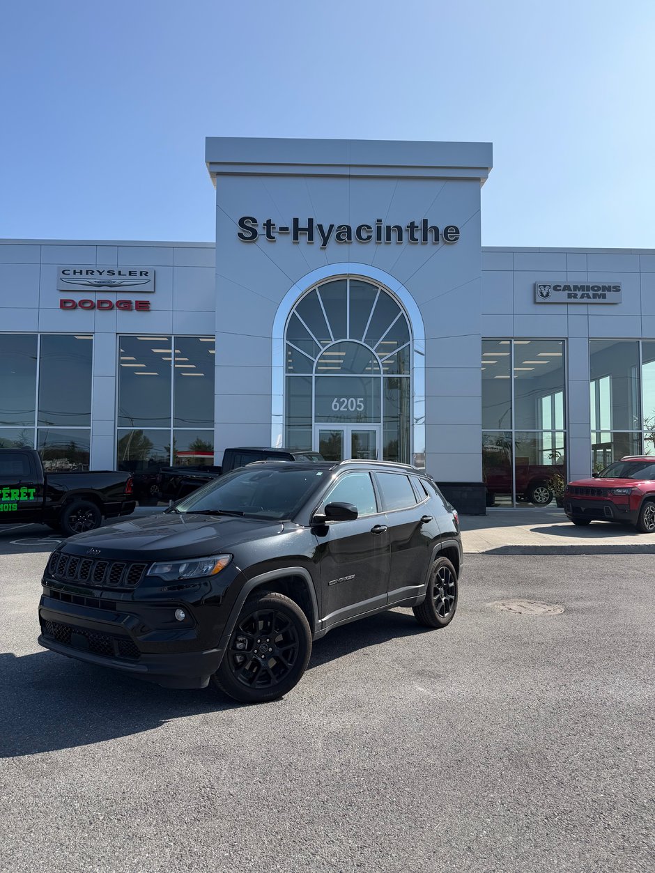 2025 Jeep Compass Altitude in Saint-Hyacinthe, Quebec