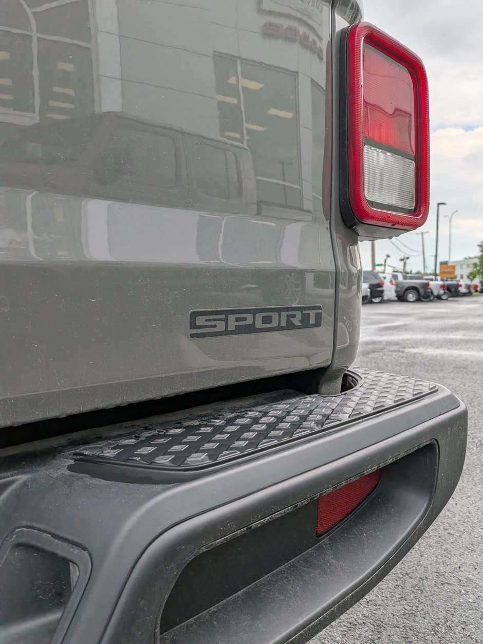 2021 Jeep Gladiator Sport S-6
