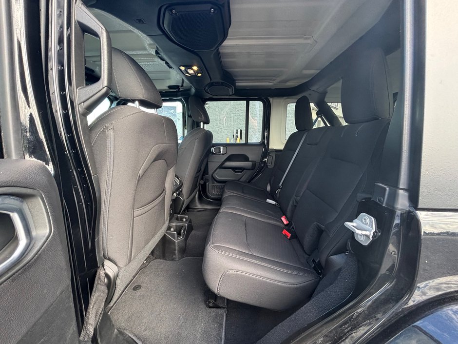 Jeep Wrangler Unlimited Sahara 2019 V6 - Sièges chauffants - Volant chauffant