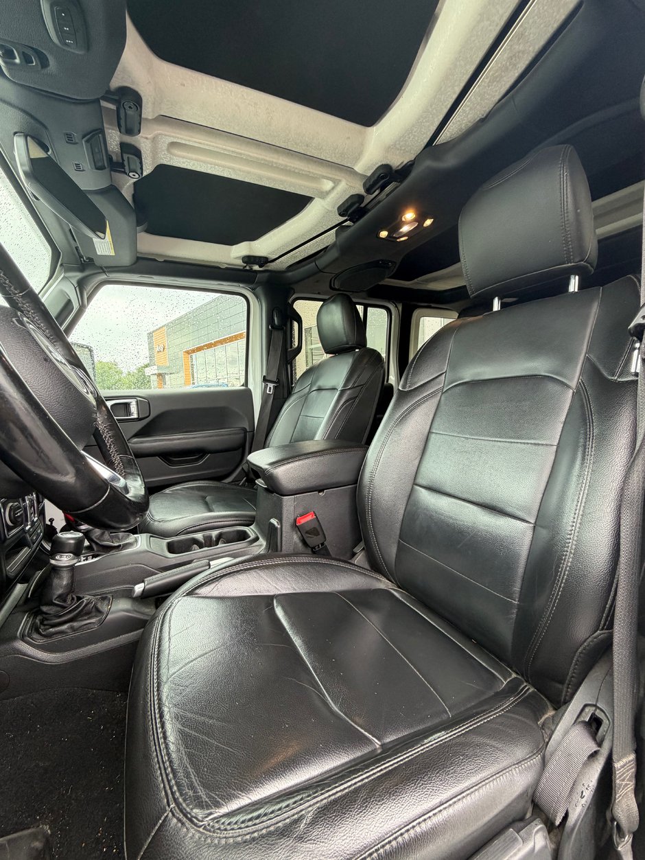 2020 Jeep Wrangler Unlimited Sahara Altitude-6
