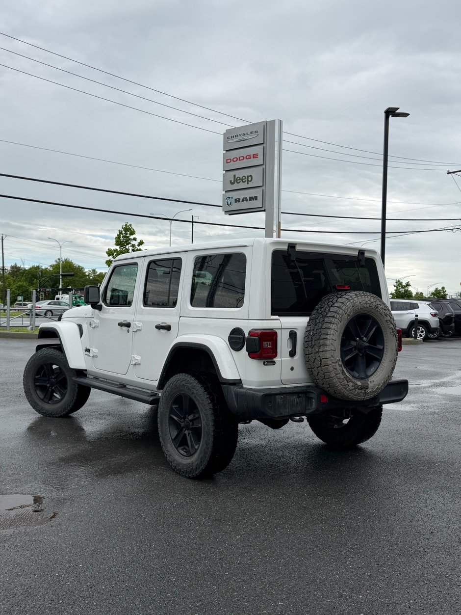 2020 Jeep Wrangler Unlimited Sahara Altitude-1