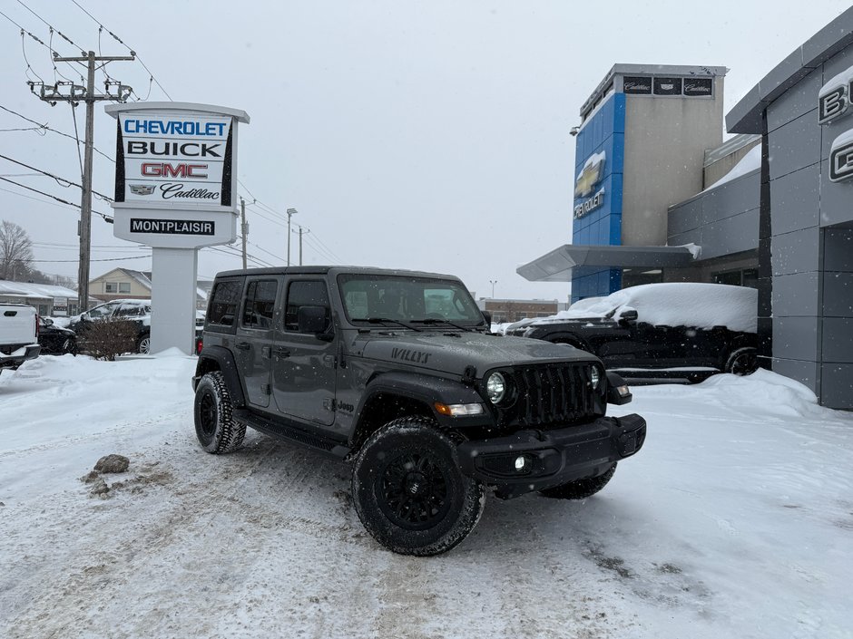 Jeep Wrangler Unlimited Willys 2021 à Drummondville, Québec - w940px