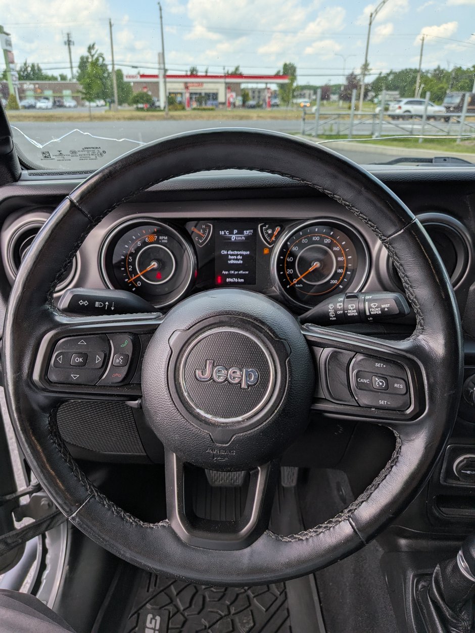 Jeep Wrangler Unlimited Sport 2021-14