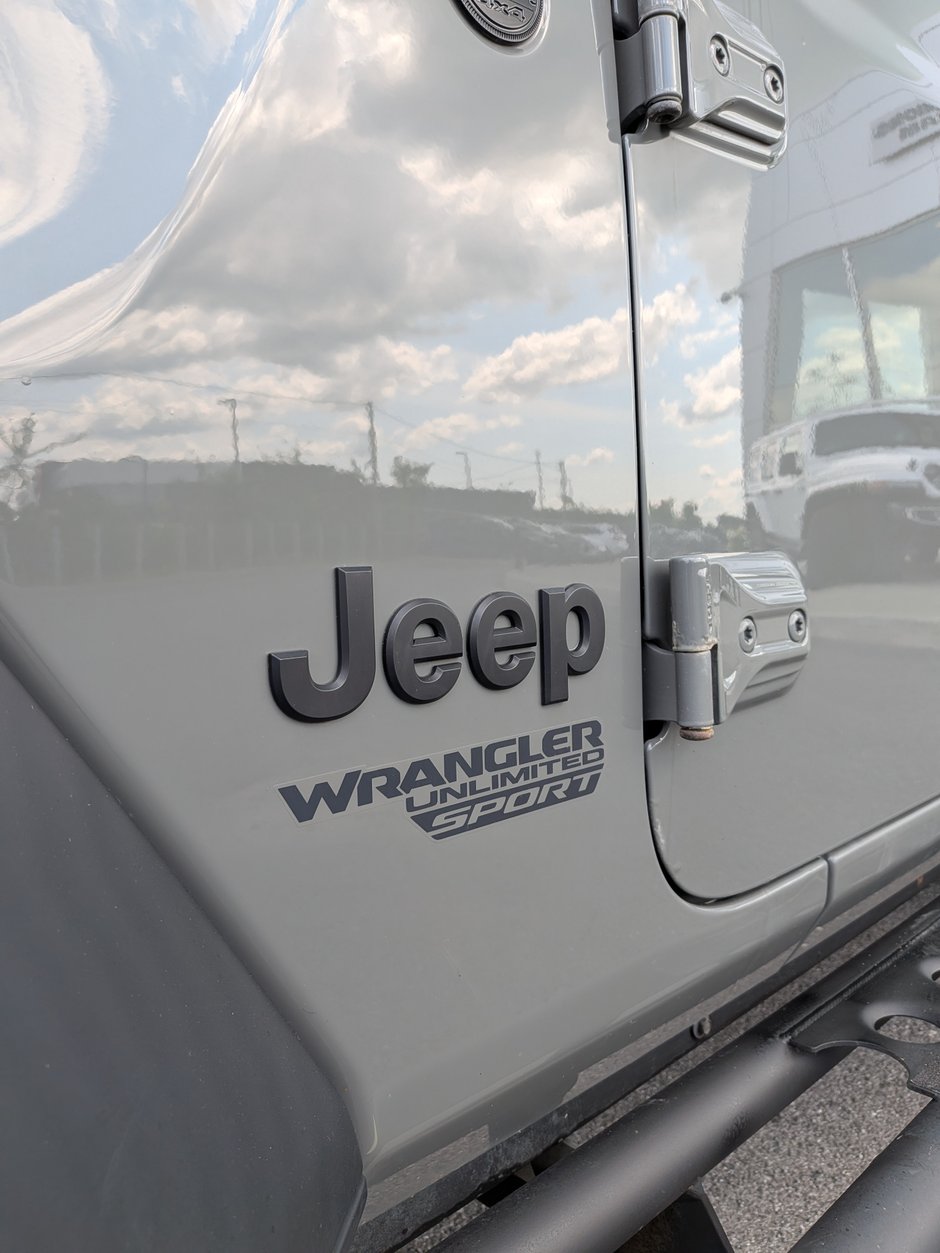 Jeep Wrangler Unlimited Sport 2021-7