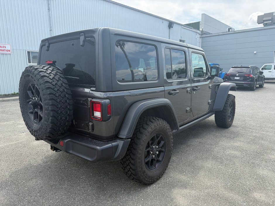 Jeep Wrangler Willys 2024-4