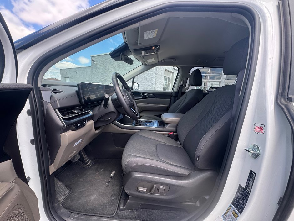 2025 Kia Carnival LX-6