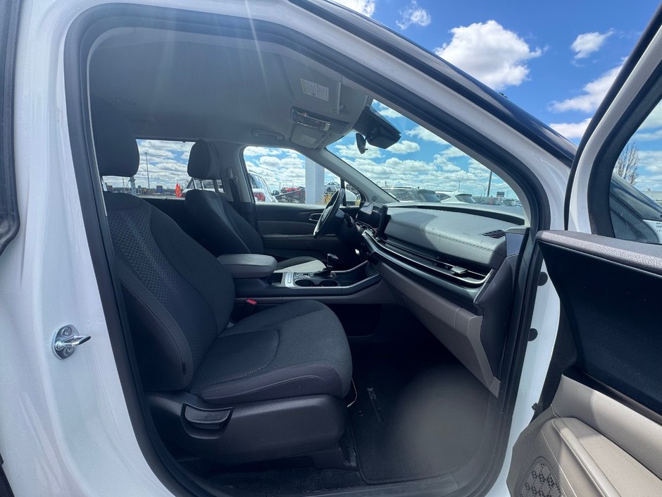 2025 Kia Carnival LX-7