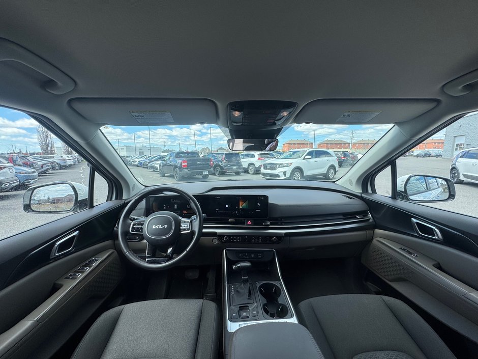 2025 Kia Carnival LX-5