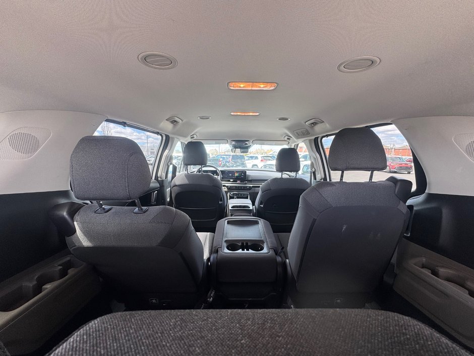 2025 Kia Carnival LX-9