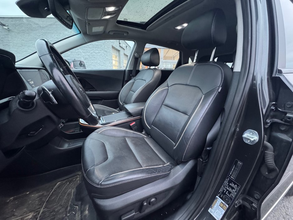Kia Niro EV SX TOURING 2021 Jusqu'à 385km + TOIT + CUIR + NAV