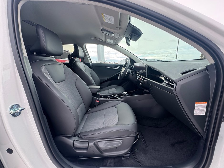 2025 Kia Niro EV Wind+-7