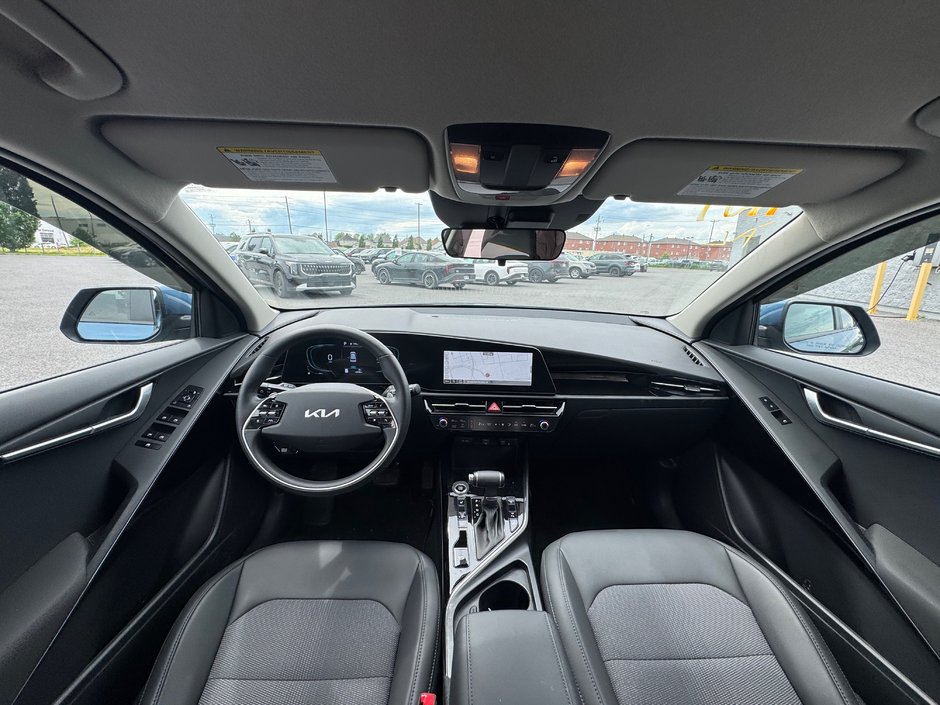2026 Kia Niro HEV EX Heated seats + Back up Camera