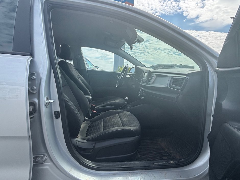 Kia Rio 5-door LX+ 2019 Sièges chauffants - Volant chauffant - Apple Car Play