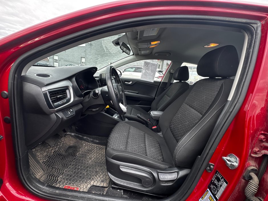 Kia Rio 5-door LX+ 2022 Sièges chauffants + Camera de recul
