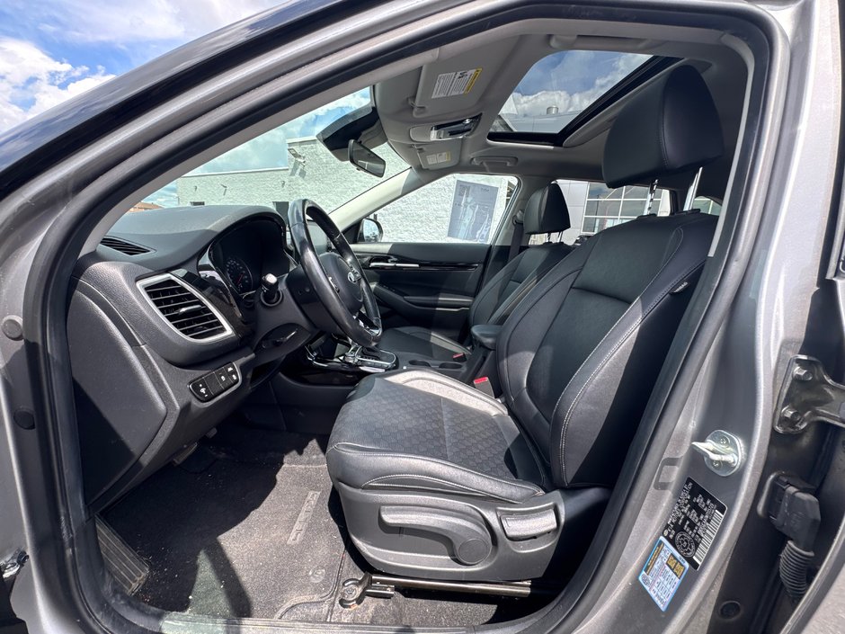2021 Kia Seltos EX AWD + Sunroof + Heated Steering Wheel