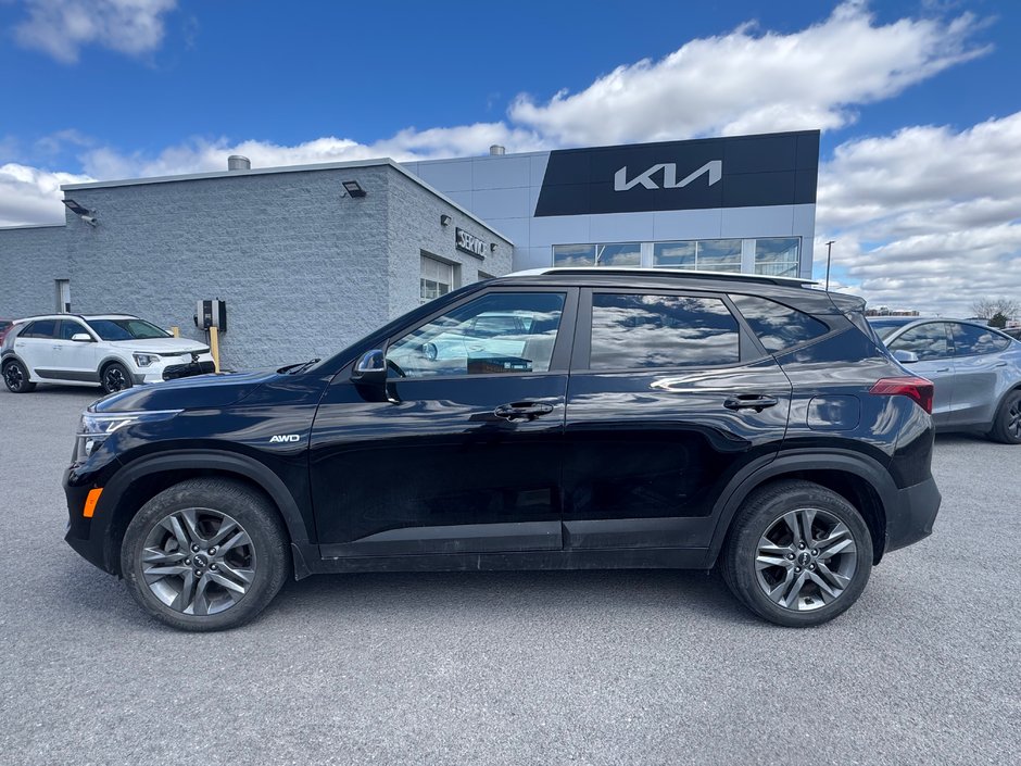 2022 Kia Seltos LX-4