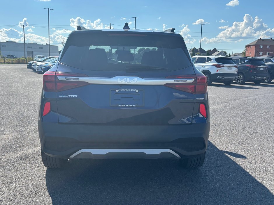 Kia Seltos LX 2023 Sièges chauffants - Détecteur d'angles morts - Apple Car Play