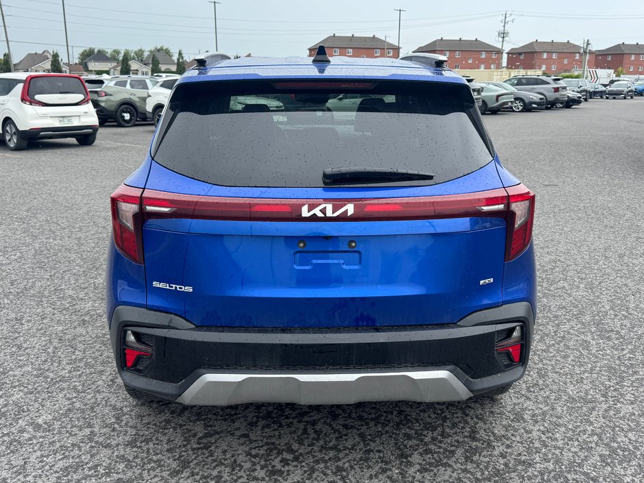 2026 Kia Seltos EX AWD + Sunroof + Leather + Backup camera