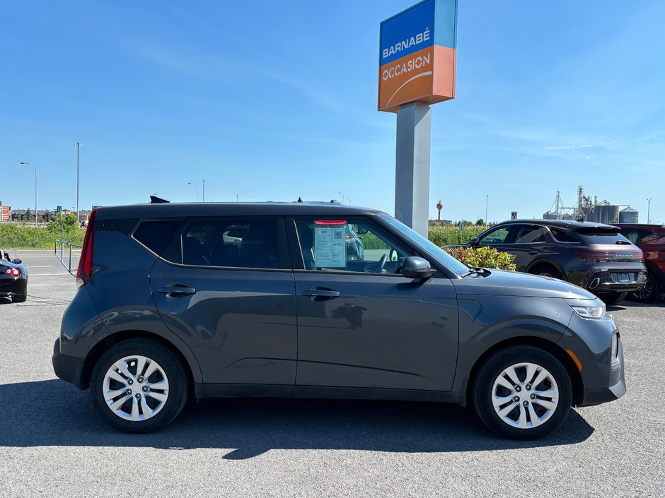 2022 Kia Soul LX-2