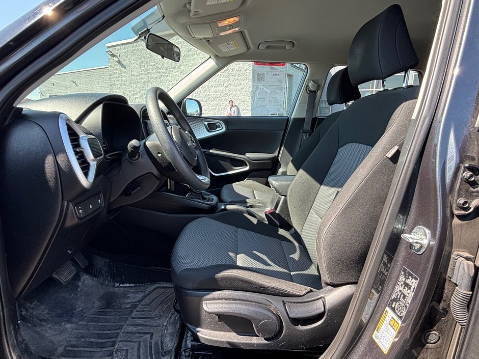 2022 Kia Soul LX-6