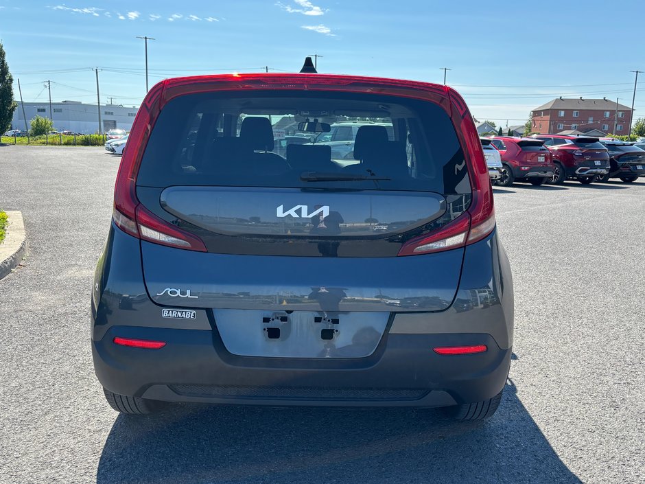 2022 Kia Soul LX-3
