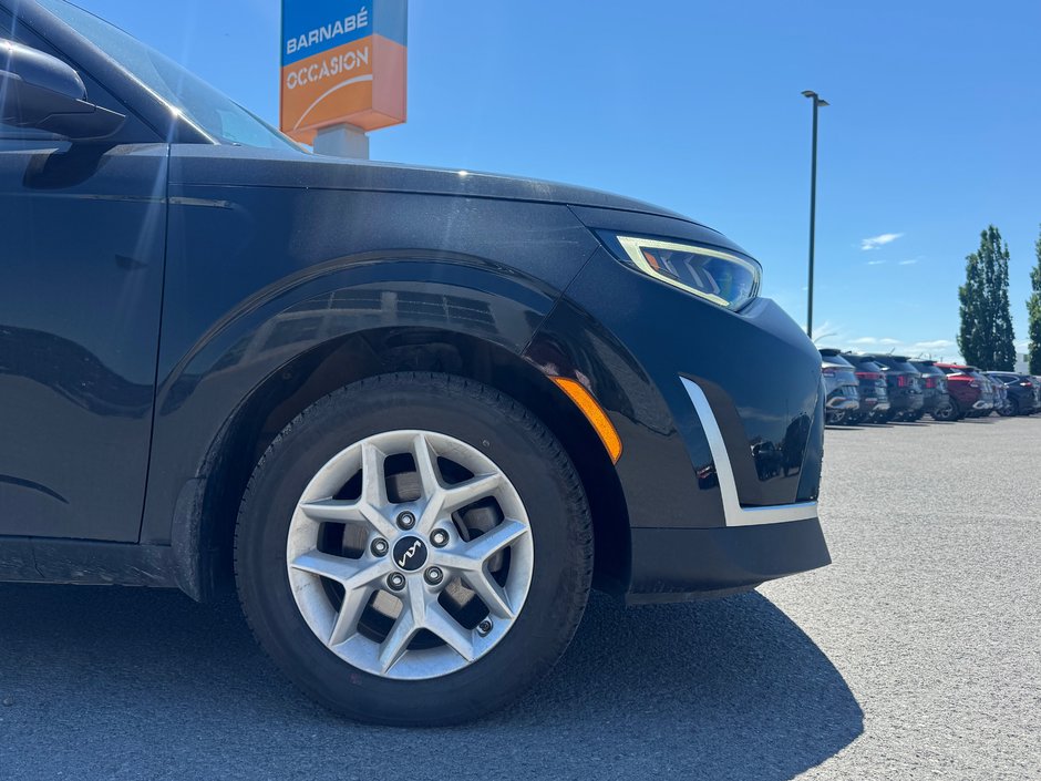 2023 Kia Soul EX Heated seats + Back up Camera