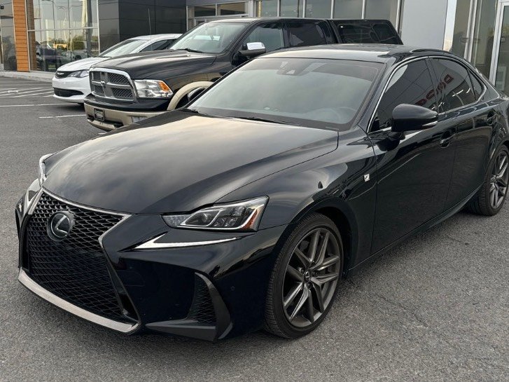 Lexus IS 300 F-SPORT 2019-0