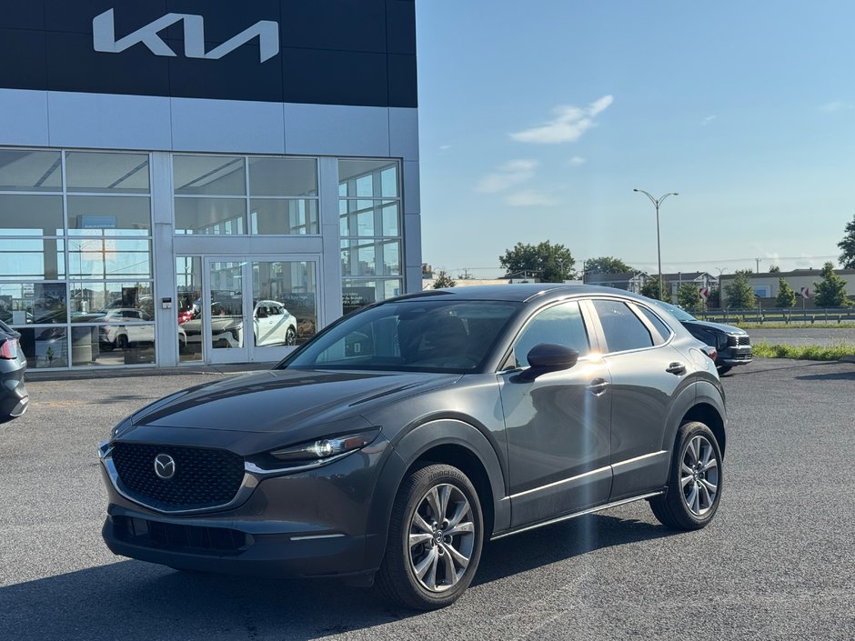 2024 Mazda CX-30 GS AWD + CARPLAY + BACK UP CAMERA