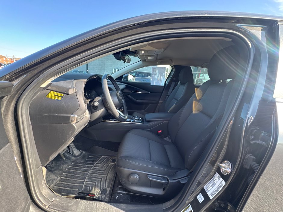 2024 Mazda CX-30 GS AWD + CARPLAY + BACK UP CAMERA