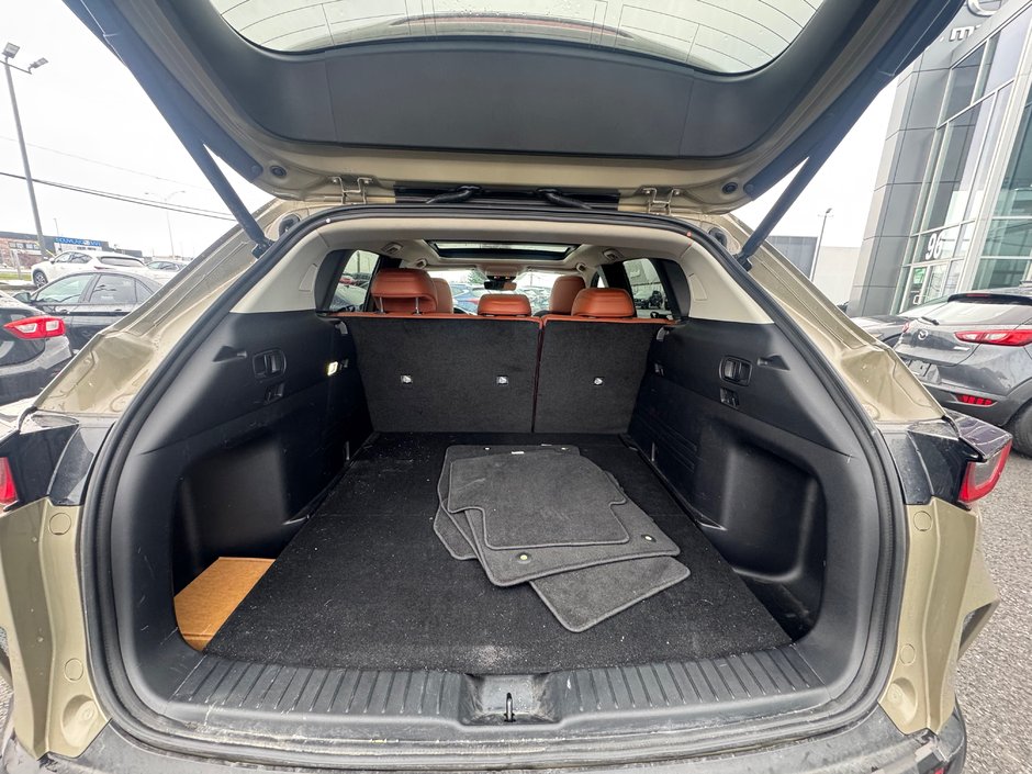 2025 Mazda CX-50 Meridian-9