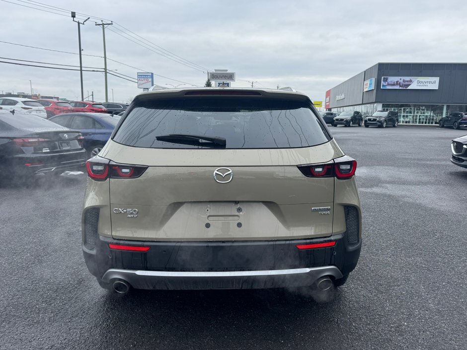2025 Mazda CX-50 Meridian-3
