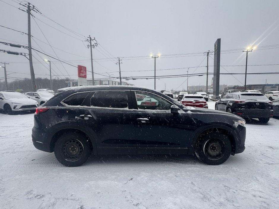 2022 Mazda CX-9 GS-2